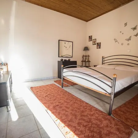 Ira's House Tríkala